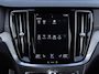 Volvo V60 2.0 T8 Recharge AWD R-Design | Incl. 12 maanden garantie | SOH 91% | Pilot assist | Harman/Kardon audio | Memory seats | Stoel/stuurverwarming | Uitklapbare trekhaak | Schuif/kantel dak | Apple carplay/Android auto |