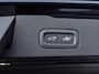 Volvo V60 2.0 T8 Recharge AWD R-Design | Incl. 12 maanden garantie | SOH 91% | Pilot assist | Harman/Kardon audio | Memory seats | Stoel/stuurverwarming | Uitklapbare trekhaak | Schuif/kantel dak | Apple carplay/Android auto |