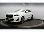 BMW X1 xDrive25e 1e eigenaar / Harman Kardon / Keyless / Memory / 360 Camera / HUD / Pano dak / Leer / LED / Elektr. Stoelen
