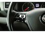 Volkswagen Crafter 2.0 TDI L3H3 140PK 75 Edition | Automaat | Airco | Camera | Cruise | Carplay | 3000KG Trekgew. | Parkeersens.