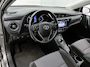 Toyota Auris 1.8 Hybrid Dynamic Go | Dealer onderhouden | Cruise Control | Navigatie | Climate Control | Achteruitrijcamera | Buitenspiegels elektrisch inklap&verstelbaar | leseman