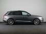 Audi Q7 55 TFSI e quattro Pro Line 340pk | Panoramadak | 20 inch Lichtmetalen velgen | Parkeercamera | Lederen bekleding | Elektrisch verstelbare en verwarmbare voorstoelen |