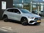 Mercedes-Benz GLA 180 AMG Line/PANO-DAK/CAMERA/CARPLAY/LED/NETTE STAAT!!