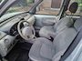 Renault Kangoo 1.6-16V Privilège | Rolstoelauto 3+1 | Bierman Knielsysteem