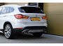 BMW X1 sDrive20i Orange Edition II * Head-up * Panoramadak * Stoelmemory * Camera * Trekhaak *