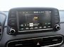 Hyundai Kona 1.0T Premium |voorstoelen\Stuurwiel verwarmd|Allweatherbanden| Apple Carplay/Android Auto| 12maanden Bovag garantie|