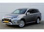 Mitsubishi Outlander PHEV 2.4 INSTYLE 4WD | PLUG IN HYBRID | SoH 75% | V2H | FULL OPTIONS | SCHUIFDAK | ADAPTIEF CRUISE | TREKHAAK 1500KG | FABRIEKSGARANTIE TOT 12-12-2027* | ALL IN RIJKLAARPRIJS