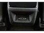 Volkswagen ID.7 Pro Business 77 kWh / Alcantara / Pano-Dak Transparant / Warmtepomp / Interieur-Plus / SOH 91,7