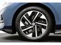 Volkswagen ID.7 Pro Business 77 kWh / Alcantara / Pano-Dak Transparant / Warmtepomp / Interieur-Plus / SOH 91,7