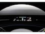 Volkswagen ID.7 Pro Business 77 kWh / Alcantara / Pano-Dak Transparant / Warmtepomp / Interieur-Plus / SOH 91,7