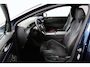 Volkswagen ID.7 Pro Business 77 kWh / Alcantara / Pano-Dak Transparant / Warmtepomp / Interieur-Plus / SOH 91,7