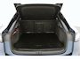 Volkswagen ID.7 Pro Business 77 kWh / Alcantara / Pano-Dak Transparant / Warmtepomp / Interieur-Plus / SOH 91,7