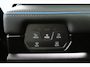 Volkswagen ID.7 Pro Business 77 kWh / Alcantara / Pano-Dak Transparant / Warmtepomp / Interieur-Plus / SOH 91,7