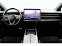 Volkswagen ID.7 Pro Business 77 kWh / Alcantara / Pano-Dak Transparant / Warmtepomp / Interieur-Plus / SOH 91,7