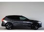 Volvo XC60 2.0 T8 Plug-in hybrid AWD R-Design - NL Auto!! Luchtvering I Harman Kardon I Pano