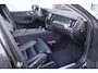 Volvo XC60 2.0 T8 Plug-in hybrid AWD R-Design - NL Auto!! Luchtvering I Harman Kardon I Pano