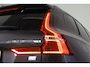 Volvo XC60 2.0 T8 Plug-in hybrid AWD R-Design - NL Auto!! Luchtvering I Harman Kardon I Pano