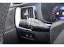 Volvo XC60 2.0 T8 Plug-in hybrid AWD R-Design - NL Auto!! Luchtvering I Harman Kardon I Pano