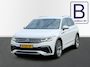 Volkswagen Tiguan 1.5 TSI R-Line Business+ /Prachtige auto!/Trekh./Digi Dash/Camera/Carplay/Led/19"/