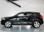 Volvo XC40 2.0 B4 Momentum Business Camera, Stoel/Stuurverwarming, Trekhaak, Cruise Control