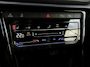 Volkswagen T-Roc 1.5 TSI 150pk DSG R-Line Edition | Trekhaak | Beats | App Connect