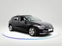 Volkswagen Golf 1.5 eTSI Life Energy 116 pk Automaat (DSG) | Navigatie | Panoramadak | Parkeersensoren | Achteruitrijcamera | Adaptieve cruise control | Stoelverwarming | LED | Draadloze Telefoonlader | Dodehoek Detectie |