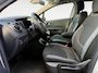 Renault Captur 1.3 TCe Intens | Winterset + Zomerset | Trekhaak | Automaat | Camera | Keyless | LED | Dodehoek | Bluetooth | Navi | Lichtmetalen Velgen | 1 Jaar Bovag Garantie |