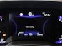 Toyota Corolla 1.8 Hybrid Style Bi-Tone | Parkeersensoren voor+achter Met assistent | Navigatie | Apple CarPlay/Android Auto | Climate Control | Cruise Control Adaptive | Draadloze telefoonlader |