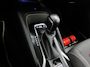 Toyota Corolla 1.8 Hybrid Style Bi-Tone | Parkeersensoren voor+achter Met assistent | Navigatie | Apple CarPlay/Android Auto | Climate Control | Cruise Control Adaptive | Draadloze telefoonlader |