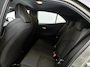 Toyota Corolla 1.8 Hybrid Style Bi-Tone | Parkeersensoren voor+achter Met assistent | Navigatie | Apple CarPlay/Android Auto | Climate Control | Cruise Control Adaptive | Draadloze telefoonlader |
