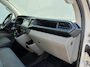 Volkswagen Transporter 2.0 TDI L2H1 30 DC Highline Navi Airco Cruise Control Trekhaak Carplay All-Season Lat om Lat betimmert