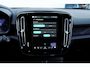 Volvo EX40 Single Motor Extended Range Plus 82 kWh | Trekhaak | Verwarmbare voorstoelen en stuurwiel | Premium audio by Harman Kardon | Keyless | Adaptieve cruise control Warmtepomp