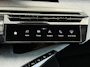 Peugeot E-3008 Launch Edition 325 Dual Motor 73 kWh | Adaptive Cruise Control | Schuif/Kanteldak | Focal Soundsystem | Camera | Navigatie | Stoel/Stuurverwarming