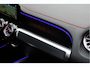 Mercedes-Benz EQB EQB 300 4M AMG Line Might 67 kWh | Panorama Dodehoek Sfeerverlichting