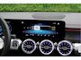 Mercedes-Benz EQB EQB 300 4M AMG Line Might 67 kWh | Panorama Dodehoek Sfeerverlichting