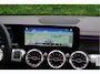 Mercedes-Benz EQB EQB 300 4M AMG Line Might 67 kWh | Panorama Dodehoek Sfeerverlichting