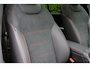 Mercedes-Benz EQB EQB 300 4M AMG Line Might 67 kWh | Panorama Dodehoek Sfeerverlichting