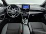 Toyota Yaris Cross 1.5 Hybrid Dynamic | Trekhaak | Dodehoek detectie | Stoel-/stuurverwarming | Parkeersensoren voor/achter | Apple Carplay / Android Auto | Keyless | Adaptive Cruise | Clima | Camera | Full LED | 17 inch
