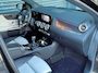 Mercedes-Benz B-klasse 180 Premium AMG Pakket | Sfeerverlichting | Lane | Leder | Camera