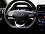 Hyundai Ioniq Comfort EV 38 kWh | APPLE/ANDROID CARPLAY | NAVIGATIE | LICHTMETALEN VELGEN | STOELVERWARMING | 12 MAANDEN BOVAG GARANTIE |