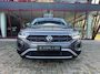 Volkswagen T-Roc 1.5 TSI Life Business | ACC | Navi | Camera | Stoel/Stuurverw. | Trekhaak | PDC |