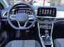 Volkswagen T-Roc 1.5 TSI Life Business | ACC | Navi | Camera | Stoel/Stuurverw. | Trekhaak | PDC |