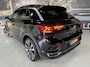 Volkswagen T-Roc 2.0 SPORT 4MOTION R-line / Pannoramadak / Afneembare trekhaak / LED / ECC / Historie aanwezig.