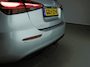 Mercedes-Benz A-klasse 250 e Star Edition Luxury Line | Pano | Trekhaak | Camera | 18"