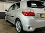 Toyota Auris 1.8 Full Hybrid Dynamic