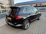 Volkswagen Tiguan 1.4 TSI ACT Highline Business R-Line / Pano / Virtual / ACC / Leder / Trekhaak / Zeer Kompleet.