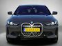 BMW i4 EDrive40 High Executive 84 kWh 96%SoH (NL-auto, 1e Eig, Dealer OndH, Trekhaak, Navi, Camera, Addpt Cruise, StoelV, Etc)