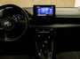 Toyota Yaris 1.5 Hybrid 115 Dynamic - DODEHOEK DETECTIE - STUUR EN STOEL VERWARMING - DRAADLOZE TELEFOONLADER - PARKEERSENSOREN VOOR & ACHTER - KEYLESS ENTRY & START - ADAPTIVE CRUISE CONTROL