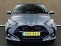 Toyota Yaris 1.5 Hybrid 115 Dynamic - DODEHOEK DETECTIE - STUUR EN STOEL VERWARMING - DRAADLOZE TELEFOONLADER - PARKEERSENSOREN VOOR & ACHTER - KEYLESS ENTRY & START - ADAPTIVE CRUISE CONTROL
