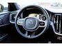 Volvo V60 2.0 T4 R-Design | Trekhaak | 19-Inch Lichtmetalen Velgen | Sportchassis | Elektrisch Verstelbare Bestuurdersstoel Met Geheugen | Cruise Control | Elektrische Achterklep | Verwarmbare Voorstoelen | Adaptieve LED Koplampen met Bochtverlichting | Getint Glas Achter | Nappa Leder/Open Grid Textiel | Apple Carplay/Android Auto | Achteruitrijcamera | Parkeersensoren Voor & Achter |
